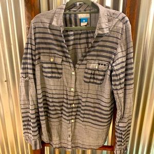 Columbia Button Down Long Sleeve Top